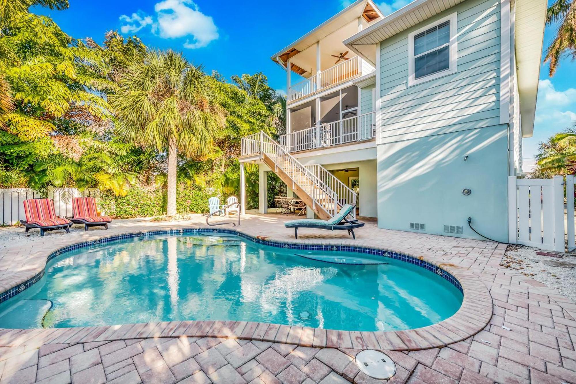 Flip Flops And Fish Tales Anna Maria Exterior foto